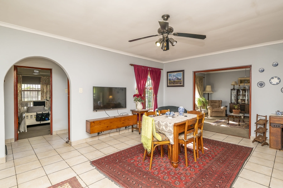 4 Bedroom Property for Sale in Protea Heights Western Cape